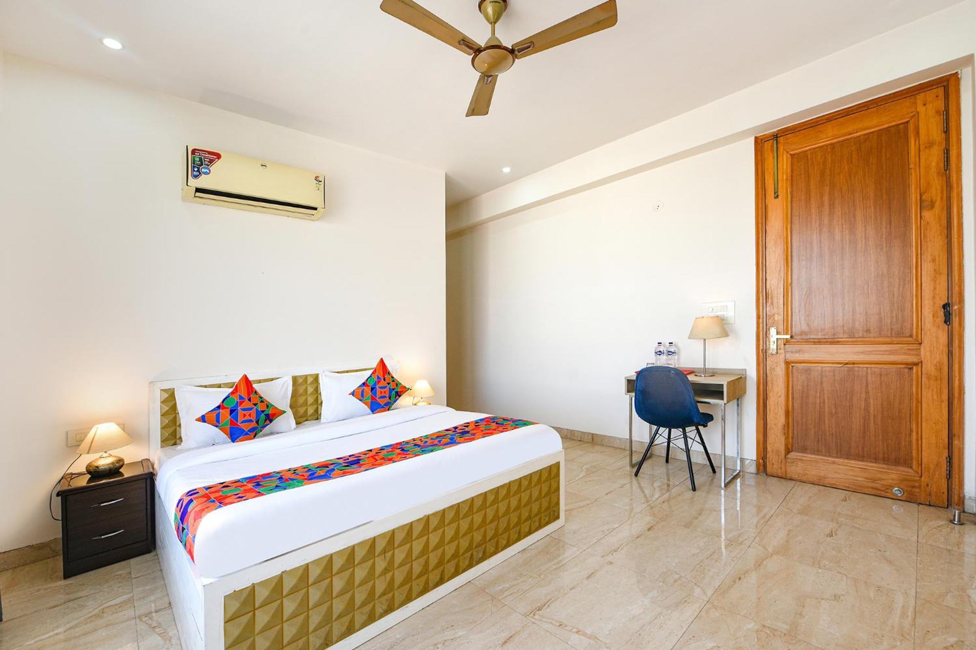 Fabhotel Ar Suites Gurgaon Ngoại thất bức ảnh
