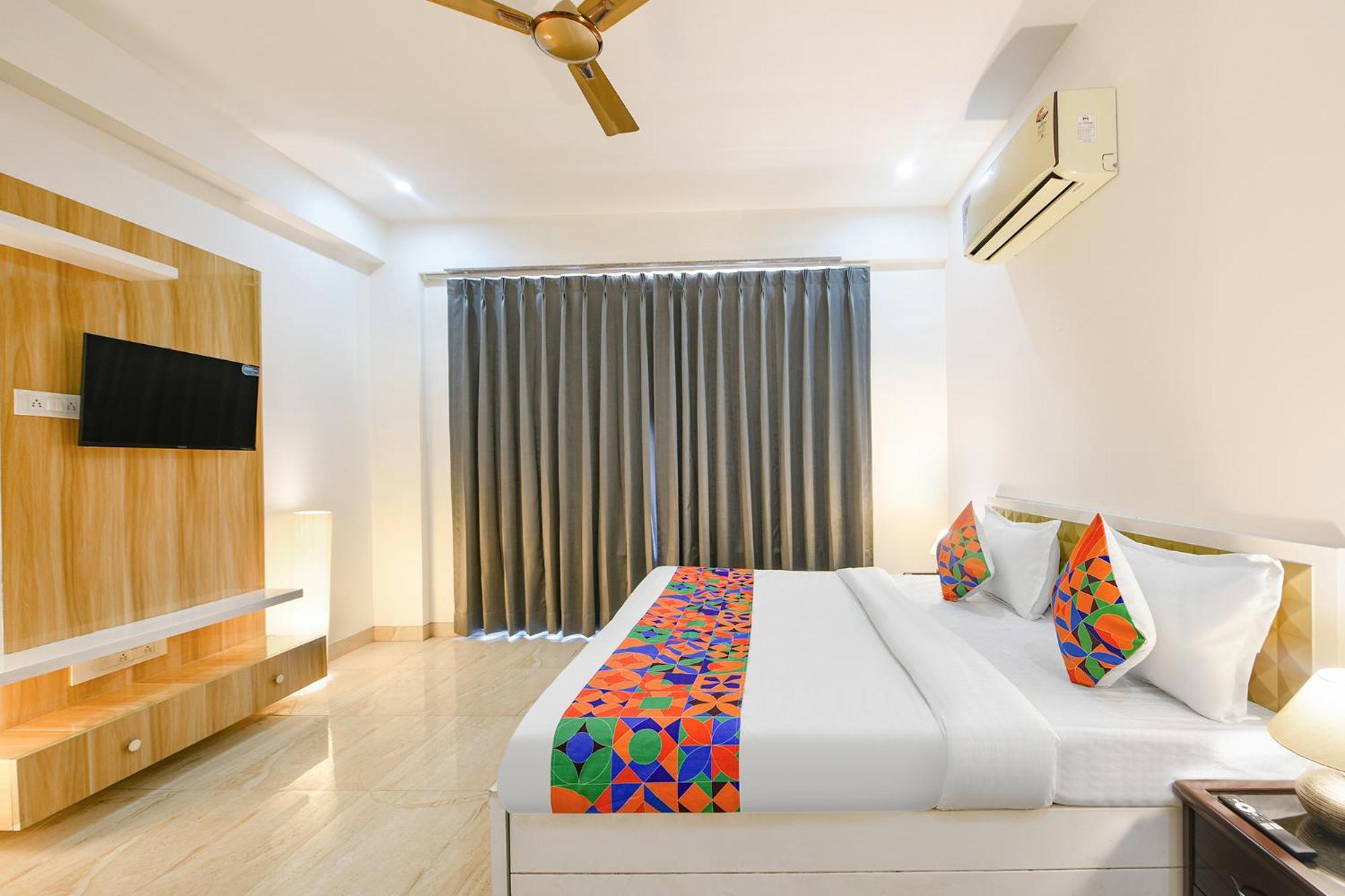 Fabhotel Ar Suites Gurgaon Ngoại thất bức ảnh